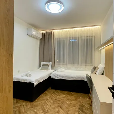 Modern Light Heaven In Center - 2br Ap Apartman Várna